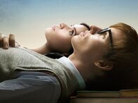 Die Entdeckung der Unendlichkeit – Jane (Felicity Jones) und Stephen Hawking (Eddie Redmayne) haben die Unendlichkeit im Blick.