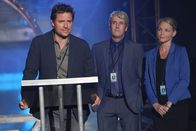 Exploding Sun – v.l.n.r.: Craig Bakus (Anthony Lemke), Peter Roebling (Bruce Dinsmore) und Fiona Henslaw (Allison Graham).