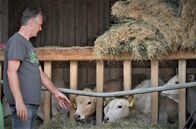 Re: – Wer nachhaltig Milch und Käse produzieren will, muss auch an die Kälber denken, sagt Franz Berchthold.