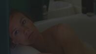 Ein perfekter Mord – Diane lies dead in the tub.