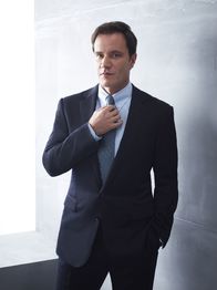 White Collar – White Collar (2013)