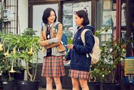The Witch: Subversion – Myung-Hee (Go Min-si, l.); Koo Ja Yoon (Kim Da-mi, r.)