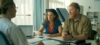 The Club – Kirstie (Janne Desmet) und Bert (Dominique Van Malder) erhalten in der Kinderwunschklinik alle Infos. Wird sich ihr sehnlichster Traum, ein gemeinsames Kind, mithilfe der Reproduktionsmedizin erfüllen?