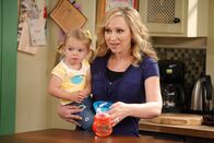 Meine Schwester Charlie – (v.li.) Mia Talerico (Charlie Duncan), Leigh-Allyn Baker (Amy Duncan).