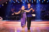 Dancing Stars – Dancing Stars (2021)