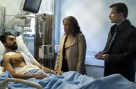 East New York – (v.l.n.r.) Reid Kissoon (Gopal Divan); Detective Crystal Morales (Elizabeth Rodriguez); Detective Tommy Killian (Kevin Rankin)