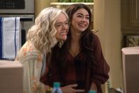 Modern Family – L-R: Farrah (Rachel Bay Jones) and Haley Dunphy (Sarah Hyland)