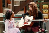 Jessie – Skai Jackson, Debby Ryan