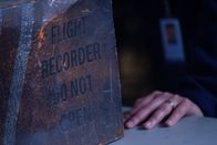 Mayday - Alarm im Cockpit – After receiving the flight recorder data, more information is revealed about the tragic accident of Pakistan Airlines Flight 268. (Cineflix 2019/Darren Goldstein)