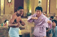 Rush Hour 2 – Chief Inspector Lee (Jackie Chan, r), Detective James Carter (Chris Tucker, l)