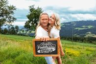 Forsthaus Rampensau Germany – Nico Schwanz (l.); Viktoria "Dodi" Schuler (r.)