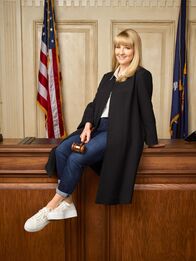 Night Court – Melissa Rauch als Abby Stone