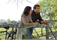 Rote Rosen – Lynn (Caroline Grothgar, l.) und Nick (Joachim Raaf, r.) machen einen Fahrrad-Ausflug in die Heide.