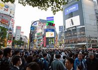 Fokus Japan - Unterwegs mit Patrick Rohr – Tokios eindrücklichste Kreuzung in Shibuya.