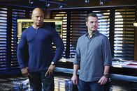 Navy CIS: L.A. – Müssen eine neuen Fall aufdecken: Callen (Chris O'Donnell, r.) und Sam (LL Cool J, l.) ...
