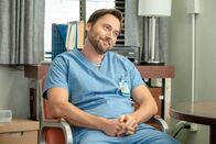 New Amsterdam – Dr. Max Goodwin (Ryan Eggold).