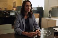 SOKO Wien – Alexandra Rohrbach (Maddalena Hirschal) möchte, dass Uwe Springer Johann Mensing hilft.