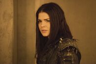 The 100 – Octavia Blake (Marie Avgeropoulos)