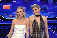 Quizduell-Olymp – Team "Topmodels": Kim Hnizdo (l.) und Lea Oude (r.)