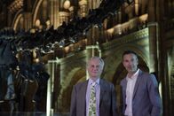 Terra X: Sternstunden der Evolution – Dirk Steffens trifft Richard Dawkins, den wohl bekanntesten Evolutionsbiologen der Welt.