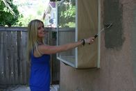Die Super-Makler - Top oder Flop? – Christina El Moussa verpasst der Fassade einen neuen Anstrich ...