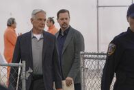 Navy CIS – Leroy Jethro Gibbs (Mark Harmon, l.); Timothy McGee (Sean Murray, r.)