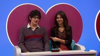 Victorious – L-R: Robbie Shapiro (Matt Bennett), Tori Vega (Victoria Justice)