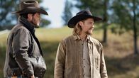 Yellowstone – Rip Wheeler (Cole Hauser, l.) und Kayce Dutton (Luke Grimes, r.)