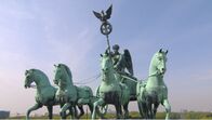 Momente der Geschichte – Staat und Gesellschaft in Deutschland sind herausgefordert, wie seit langem nicht - Krieg in Europa, Klimawandel, Wirtschaftsflaute und Corona-Folgen.