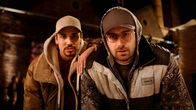 Blutzbrüdaz – Ein Tape, ein Auftritt - und schon winkt ein Plattenvertrag: die Blutzbrüdaz Otis (Sido, r.) und Eddy (Bobby Tight, l.) ...