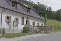 Ich, Bauer – Außenansicht Almhütte Zickerreith am Hengspaß