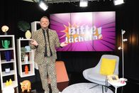 Bitte Lächeln! – Christian Oberfuchshuber