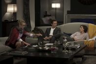 Liebe und Intrigen – L-R: Isabelle Guérin (Ludivine Sagnier), Philippe Deschamps (Patrick Mille), Christine Rivière (Kristin Scott Thomas)