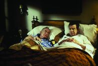 Immer noch ein seltsames Paar – Felix (Jack Lemmon, l.); Oscar (Walter Matthau, r.)