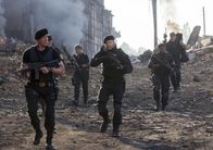 The Expendables 3 – Sylvester Stallone (Barney Ross), Antonio Banderas (Galgo), Jason Statham (Lee Christmas), Wesley Snipes (Doc), Dolph Lundgren (Gunner Jensen).