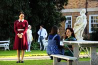 Love Child – (v.l.n.r.) Matron Frances Bolton (Mandy McElhinney); Maggie (Tiarnie Coupland); Shirley Ryan (Ella Scott Lynch)