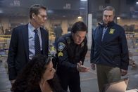Boston – (v.l.n.r.) Special Agent Richard DesLauriers (Kevin Bacon); Tommy Saunders (Mark Wahlberg); Commissioner Ed Davis (John Goodman)