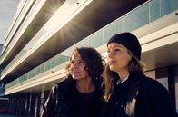 Tatort – Die Kommissarinnen beschäftigen sich mit der Entführung eines Achtjährigen, v.li.: Ulrike Folkerts als Lena Odenthal, Lisa Bitter als Johanna Stern