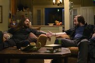No Activity – Gary (George Basil, l.); Chief (Angus Sampson, r.)