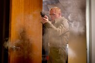 Mission: Impossible - Phantom Protokoll – Ohne das Computergenie Benji Dunn (Simon Pegg) wäre Ethan auf der Jagd nach einem geheimen Code wohl völlig aufgeschmissen. Ob sie noch rechtzeitig an die Daten kommen, um einen Atomkrieg verhindern zu können?