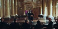 neoriginal: Crystal Wall – Ylva Dardenne (Philine Schmölzer, M.) geht mit ihrem Ehrgeiz über Grenzen.