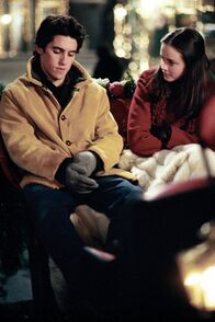 Gilmore Girls – Bei einer Schlittenfahrt kommen Jess (Milo Ventimiglia, l.) und Rory (Alexis Bledel, r.) ins Gespräch und verstehen sich eigentlich ganz gut - das bleibt auch Dean nicht lange verborgen ...