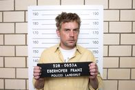 Grießnockerlaffäre – Franz Eberhofer (Sebastian Bezzel) steht unter Mordverdacht.