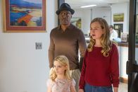 Mr. Church – L-R: Henry Church (Eddie Murphy), Izzy ( Mckenna Grace) and Charlie (Britt Robertson)