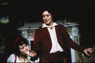 Gothic – Claire (Myriam Cyr, l.); Byron (Gabriel Byrne, r.)
