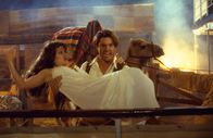 Die Mumie – Evelyn (Rachel Weisz, l.) und Rick (Brendan Fraser, r.)