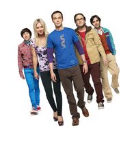The Big Bang Theory – (7. Staffel) - Gute Freunde: Penny (Kaley Cuoco, 2.v.l.), Sheldon (Jim Parsons, M.), Rajesh (Kunal Nayyar, r.), Leonard (Johnny Galecki, 2.v.r.) und Howard (Simon Helberg, l.) ...