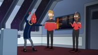 Star Trek: Lower Decks – Commander Jack Ransom (m.) und Captain Carol Freeman (r.)