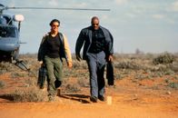 Mission: Impossible 2 – Agent Hunt (Tom Cruise, l.) und sein PC-Spezialist Luther (Ving Rhames, r.) sind unzertrennlich.