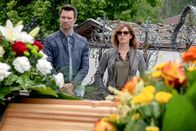 SOKO Kitzbühel – Lukas Roither (Jakob Seeböck), Nina Pokorny (Julia Cencig).